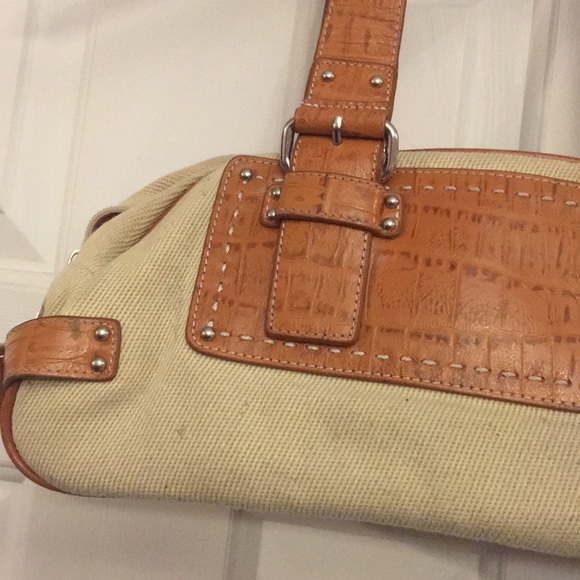 😍2/$29 M.C. MarcChantelVintage bag *pics - Picture 3 of 8